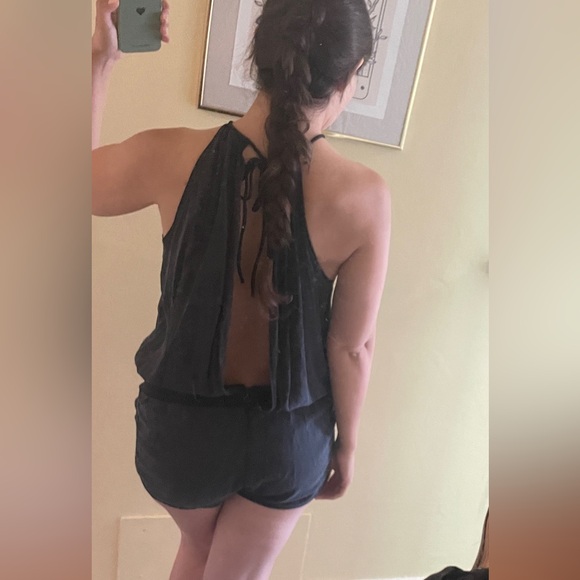 Lululemon Dark Grey HEAT THE STREET Open Back Romper Onesie - Picture 1 of 17